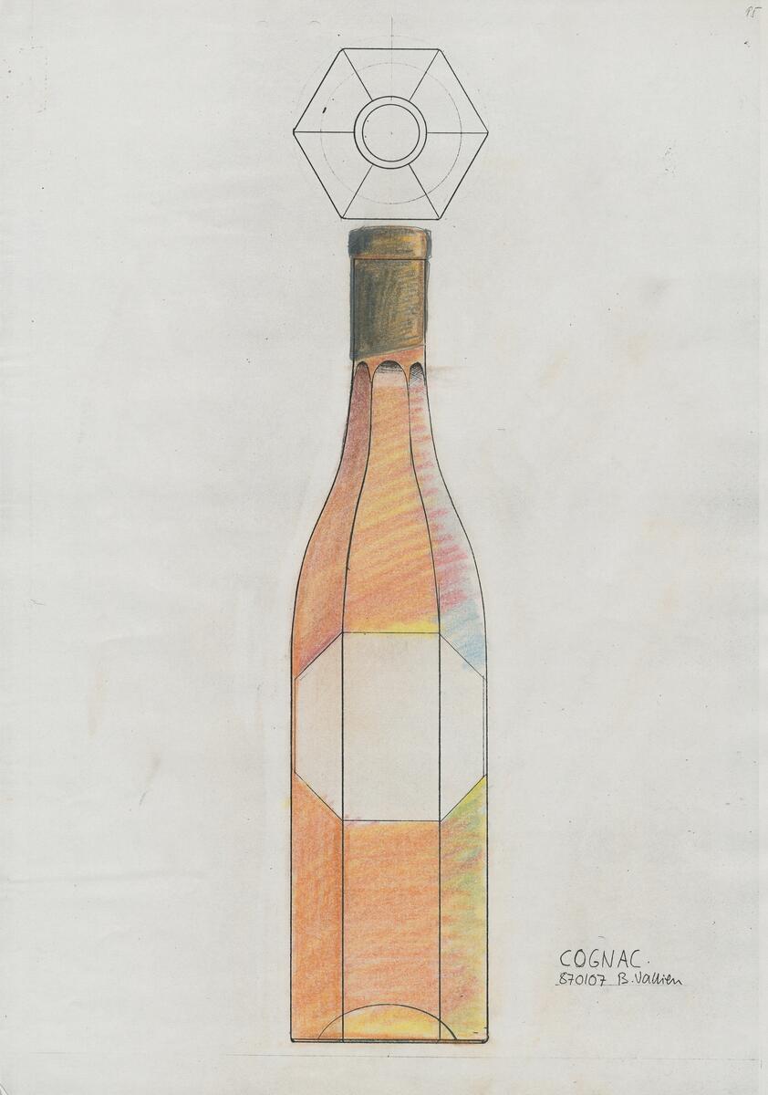Skisser till ett antal höga cognacsflaskor i olika utföranden, de flesta är sexkantiga med åttakantiga etiketter. Noteringar. Även brevväxling (fyra dokument) mellan Bertil Vallien och Trotte Tillman på AB Vin & Spritcentralen.