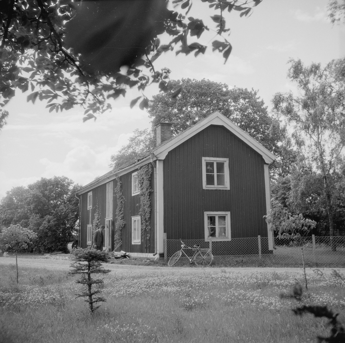Flygelbyggnad till Hageby Storgård i Allhelgona socken.