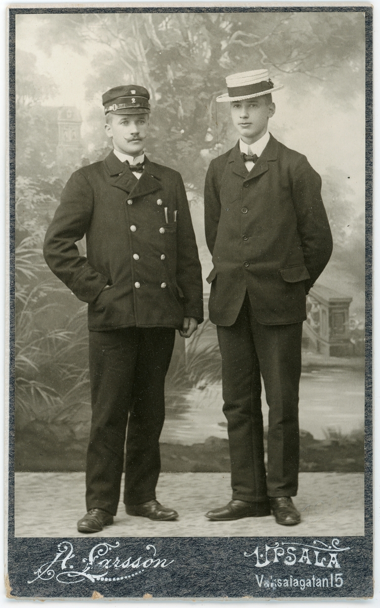 Kabinettsfotografi - två män, Uppsala 1904