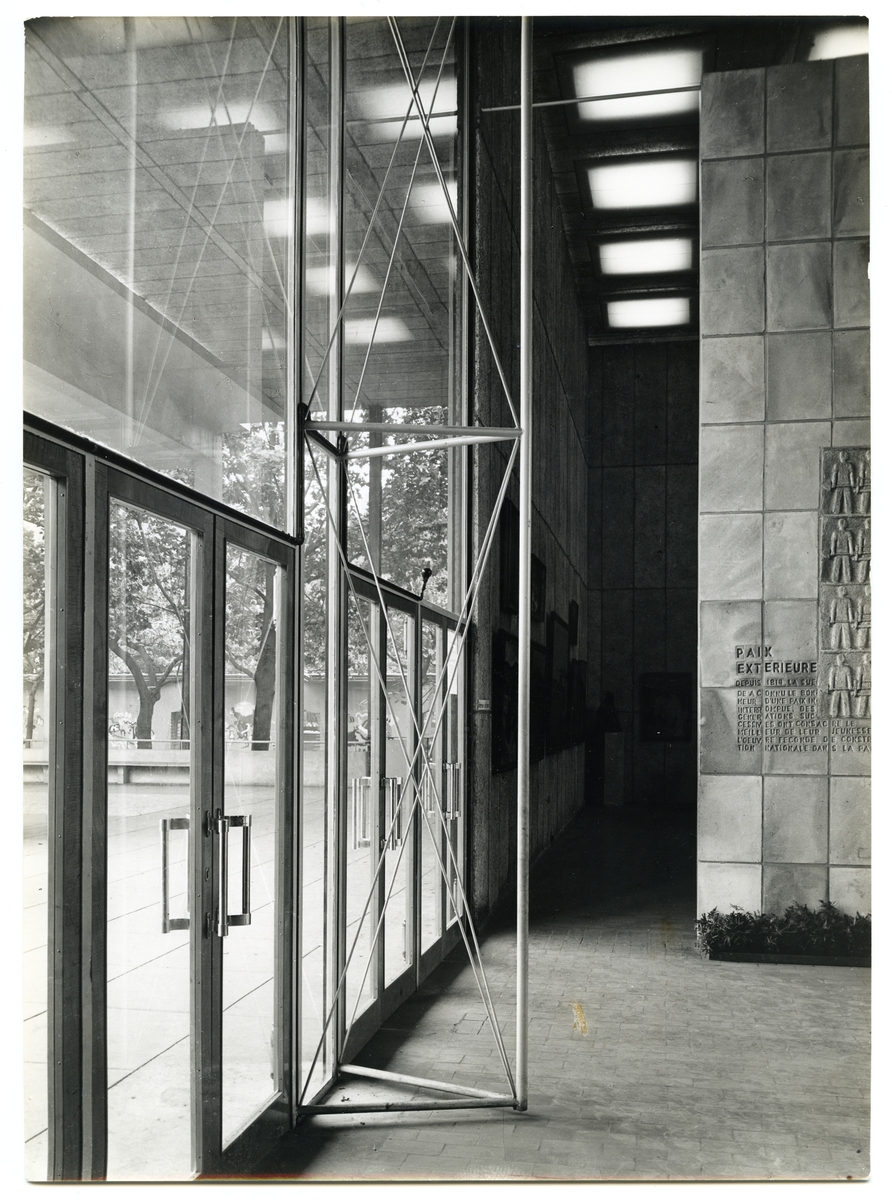 Sveriges paviljong på Parisutställningen 1937
Entrén och mottagningshallen