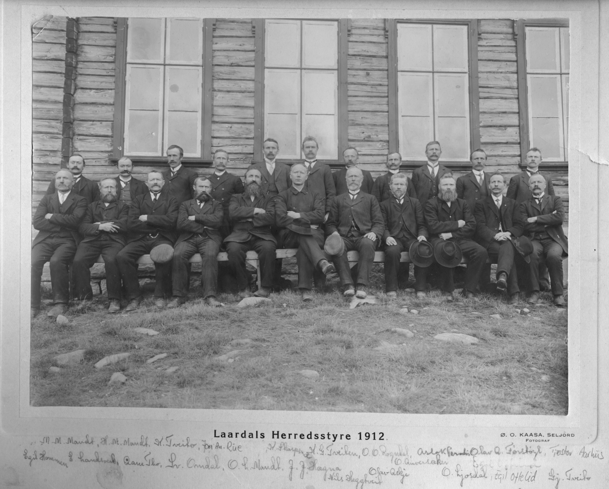 Lårdal heradstyre 1912
