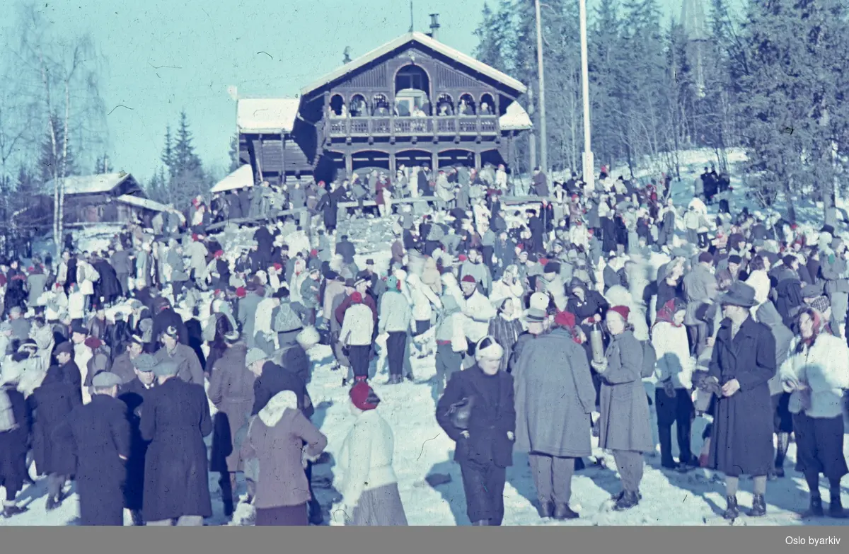 Holmenkollbakken i 1947