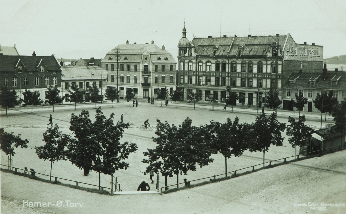 Postkort, Hamar, Østre torg, krysset Grønnegate, Håkons gate, Granerudgården, Godagergården, 