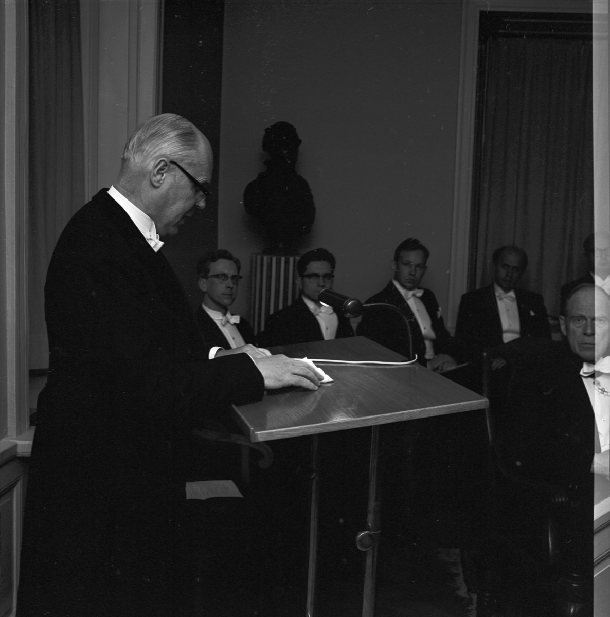Vetenskapssocieteten, Celsiusmedaljen till solfysiker, Uppsala 1964
