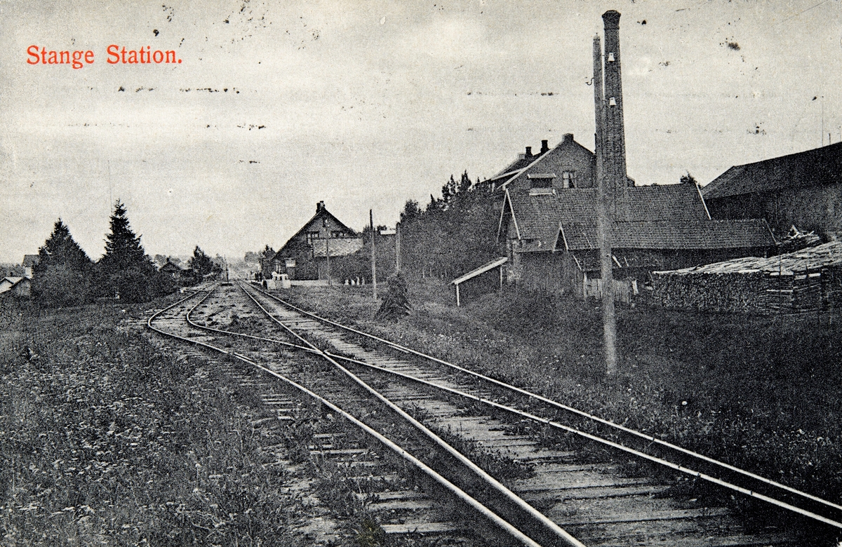 Postkort, Stange stasjon, dobbelspor inn til stasjonen fra nord,