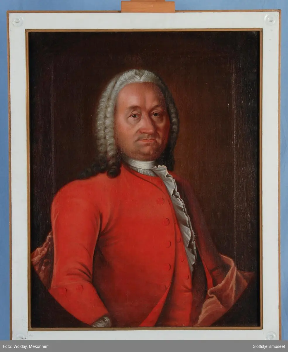 Mannsportrett i halvfigur. Byfogd i Tønsberg (1737-74) Niels Jørgen Schindtler.