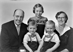 Leif Skavoll med familie