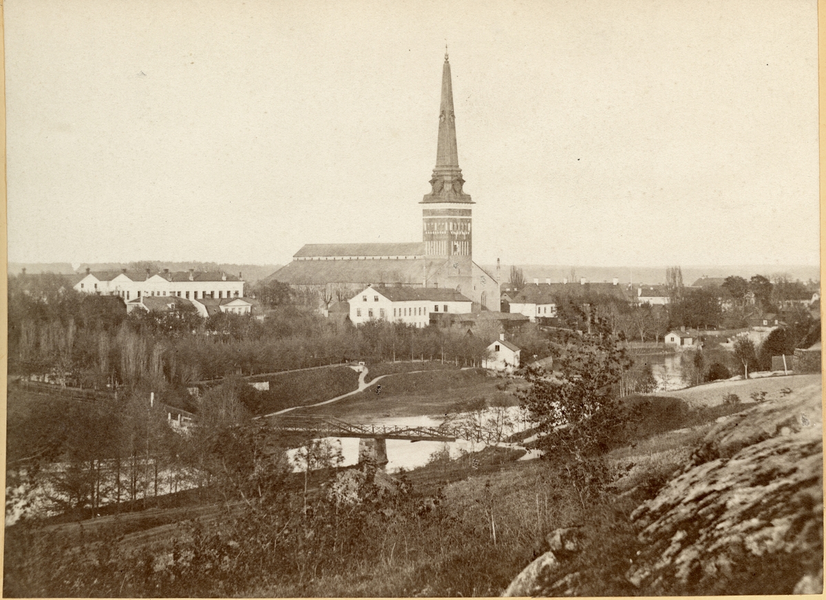 Västerås.
Vy tagen från Lustigkulla, mot Domkyrkan, c:a 1880.