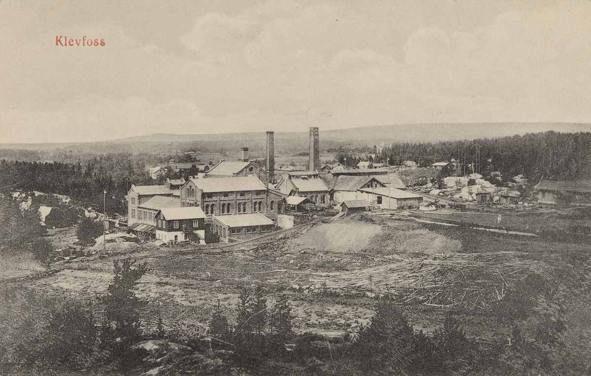 Postkort, Løten, Ådalsbruk, Klevfos Cellulose- & Papirfabrikk, sett fra nordsiden