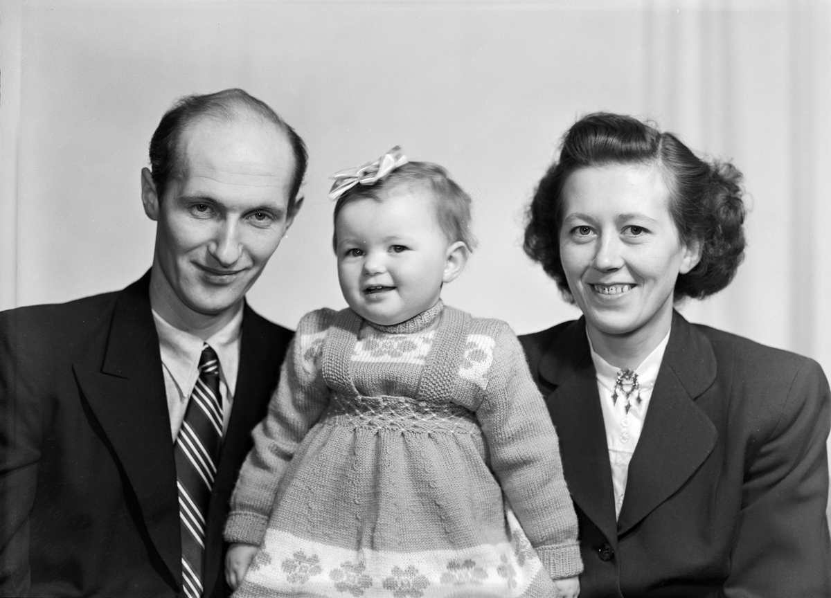 Agnar og Idun Kvalfors med datteren Anne-Lise