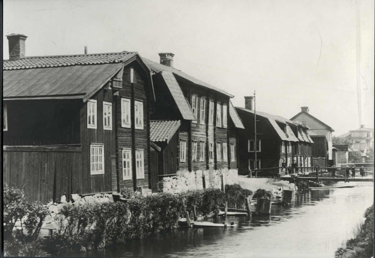 Västerås.
Lillån österut från Vasagatan, 1898.