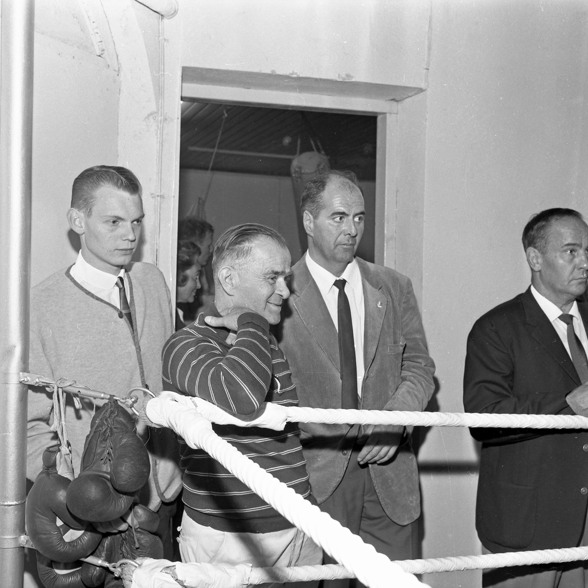 Del av material om Köpings Boxningsklubb. 2 september 1965. Med på bilden finns Feliks Stamm.