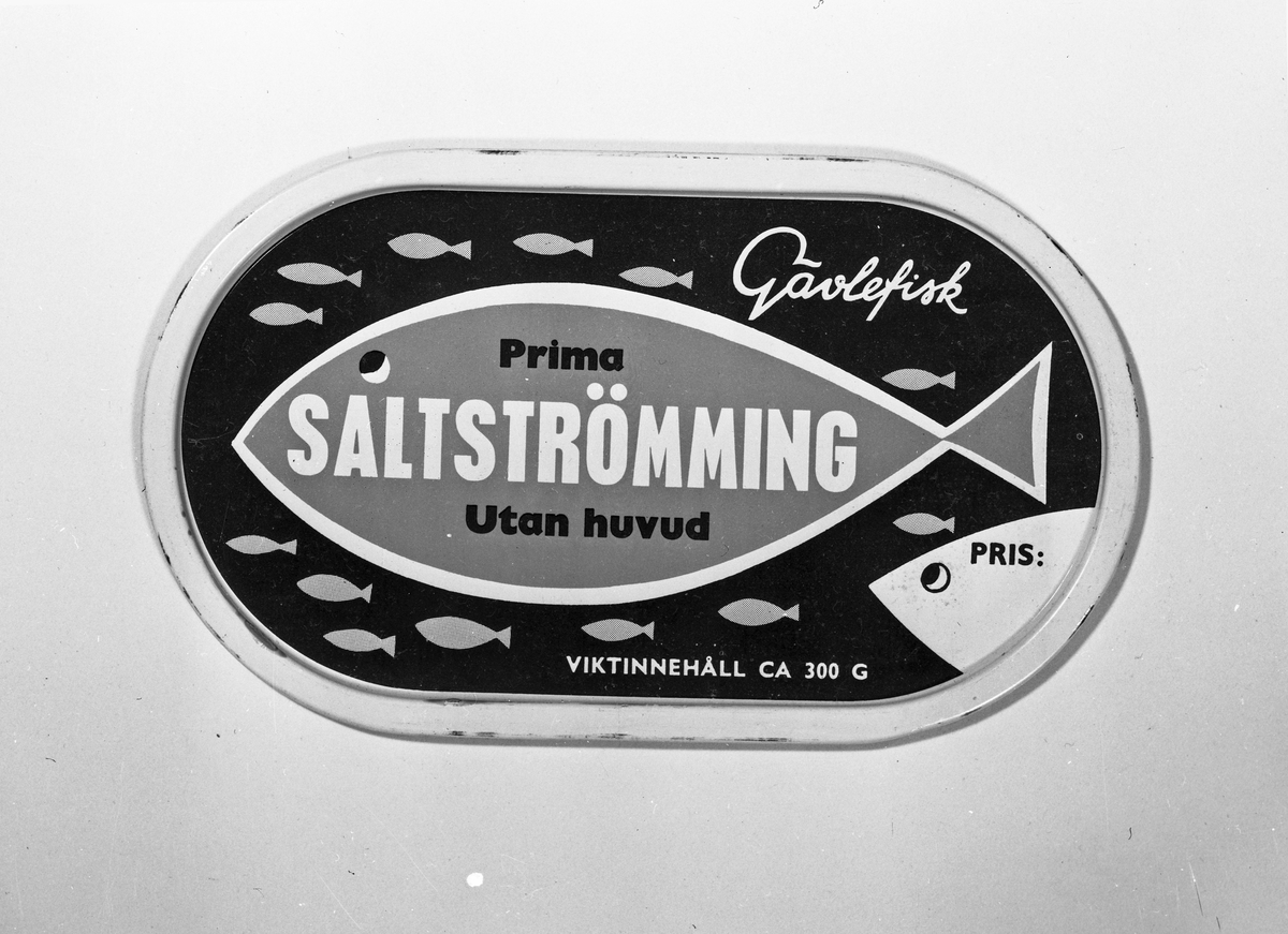 Burk med "Prima Saltströmming utan huvud" från Gävle Fisk