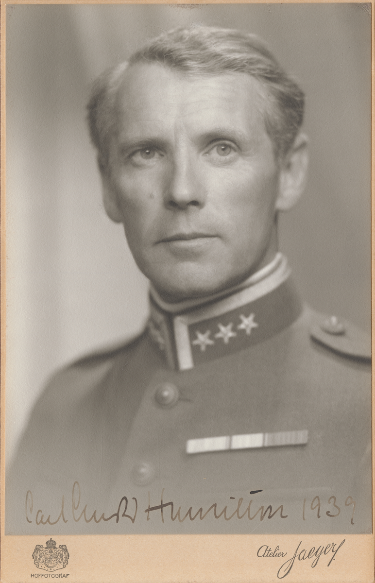 Carl-Gustaf David Hamilton, född 8 maj 1882 i Kristianstad, död 29 september 1968 i Åtvidaberg, var en svensk greve, ryttare, skidledare och militär (överste). Känd under signaturen C.G.D. Hamilton.