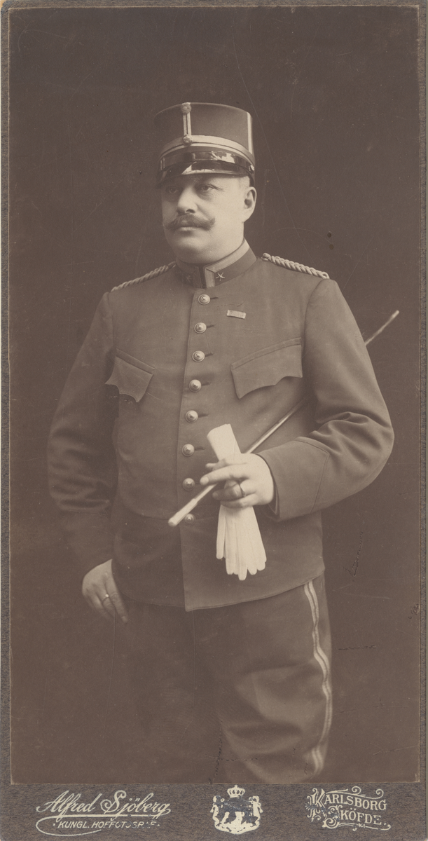 Porträtt av Otto Lundquist, major vid Boden-Karlsborgs artilleriregemente.