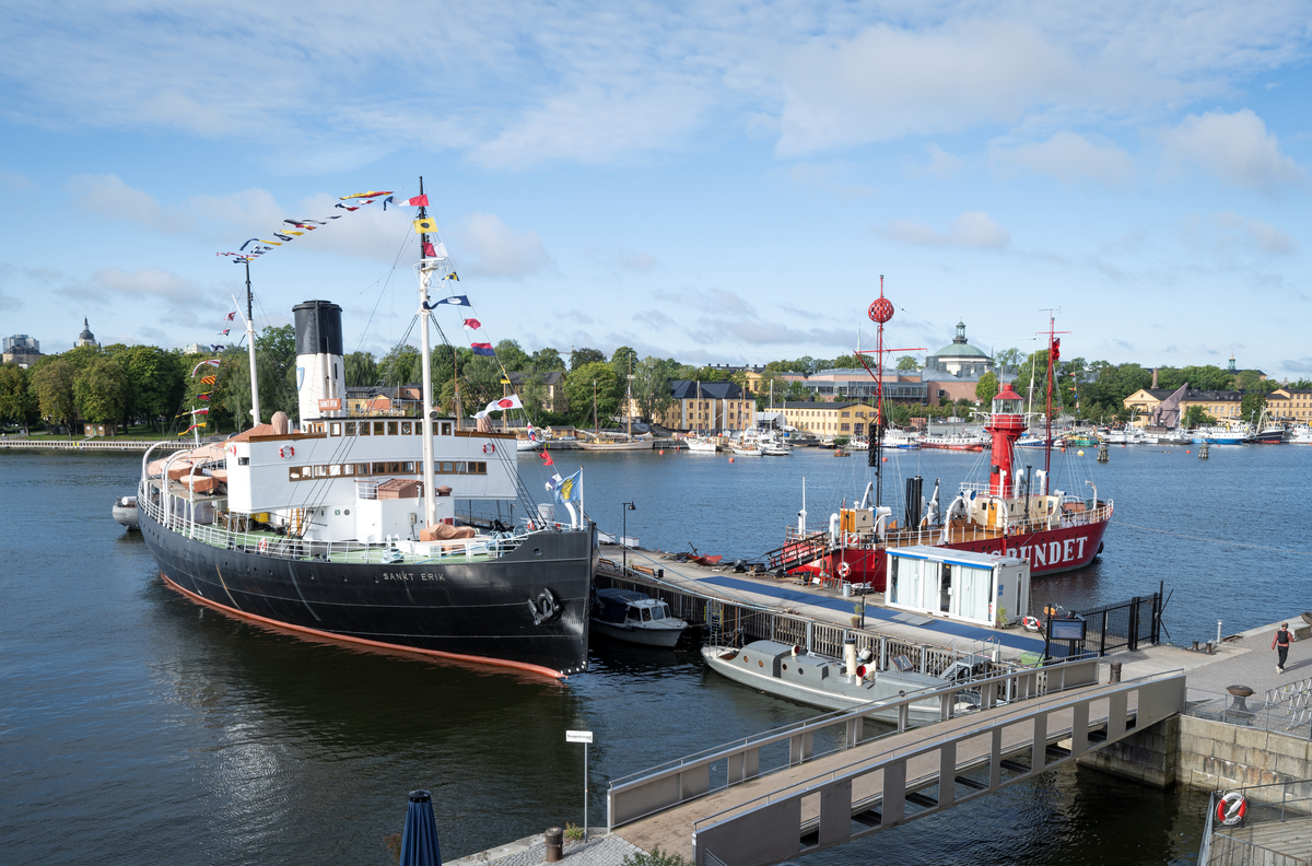 Sjöhistoriskas fartygspir på Galärvarvet där Sankt Erik och Finngrundet ligger.