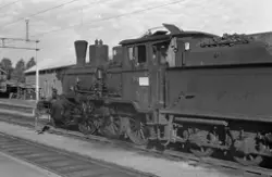 Damplokomotiv type 21c nr. 372 på Kongsvinger stasjon