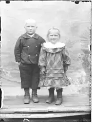 F.v.: Kolbjørn Brandsar (f. 1901) og Margrete Brandsar (f. 1
