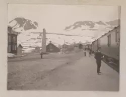 Persontog til Bergen på Finse stasjon