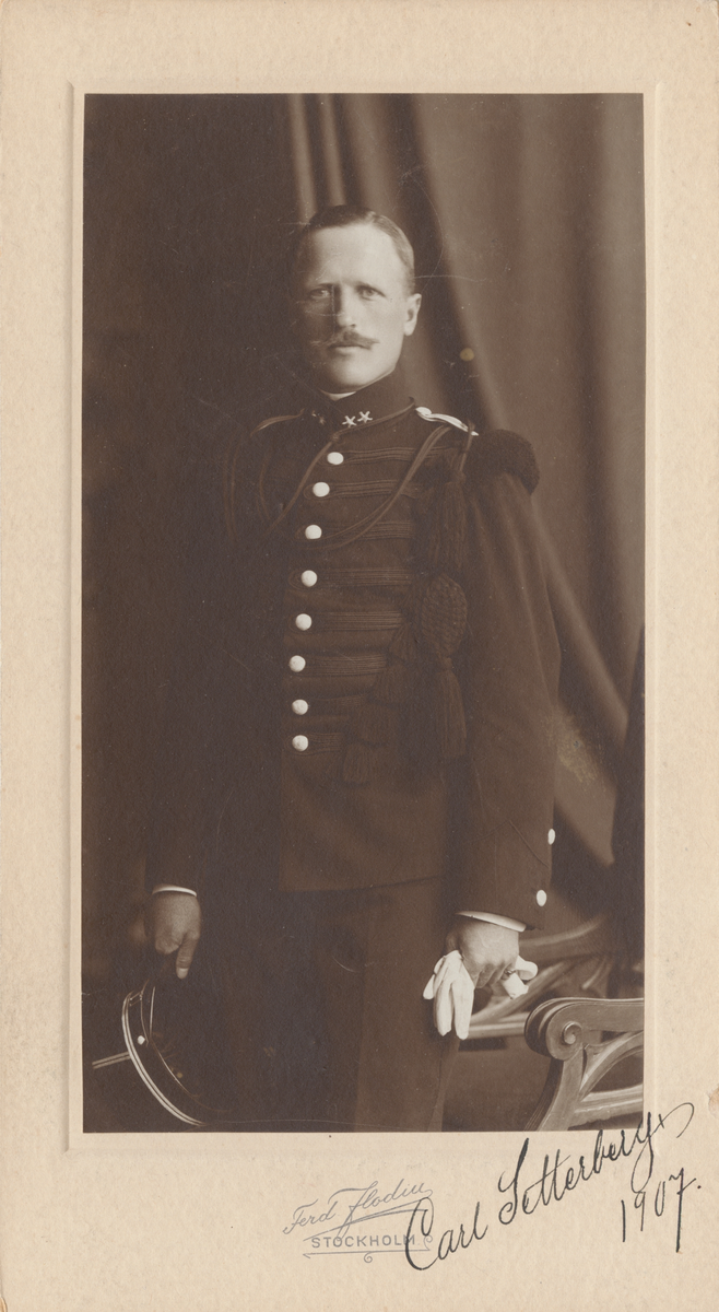 Porträtt av Carl Setterberg, löjtnant vid Vaxholms grenadjärregemente.
