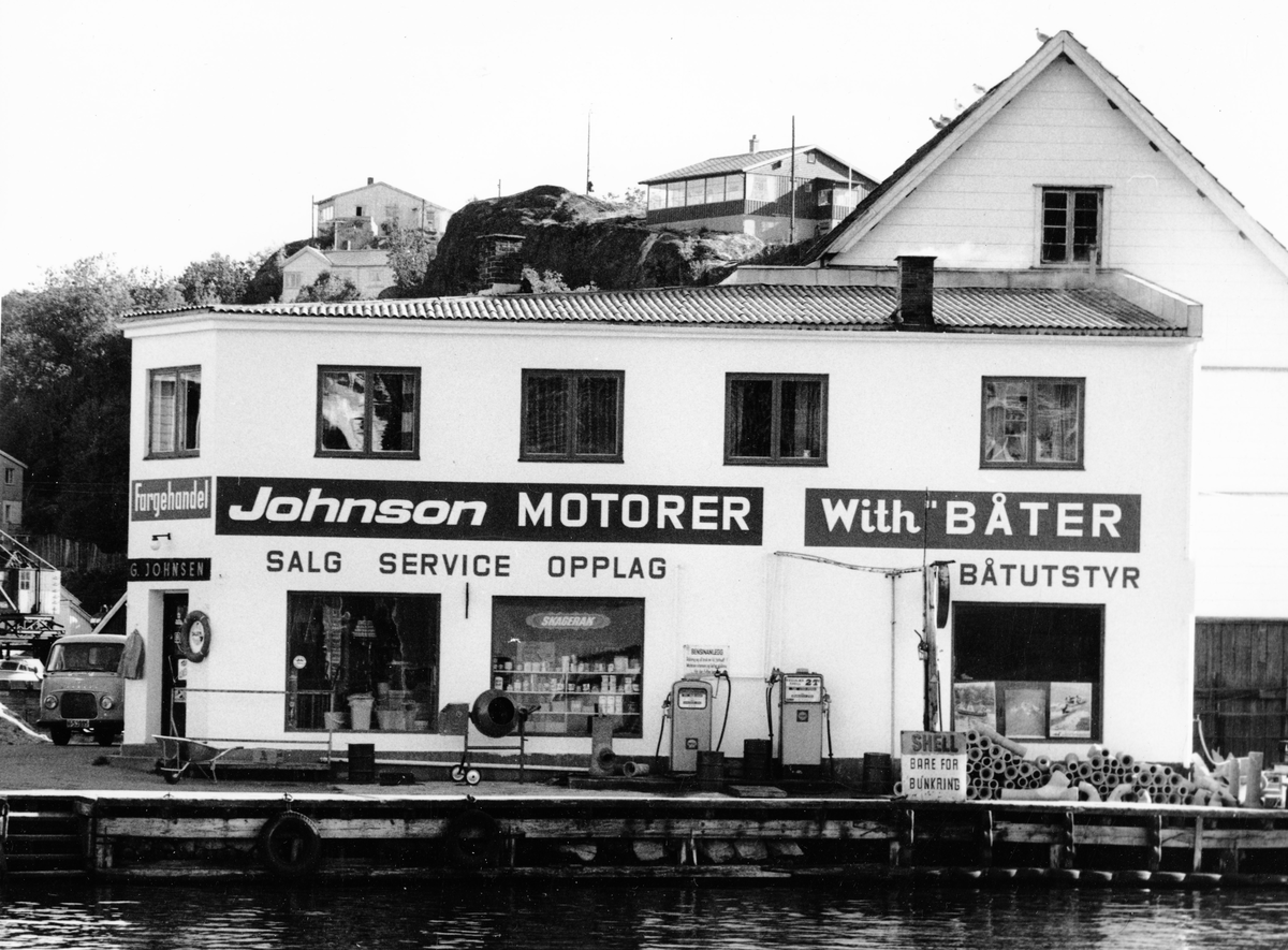 G.Johnsens jernvarebutikk.