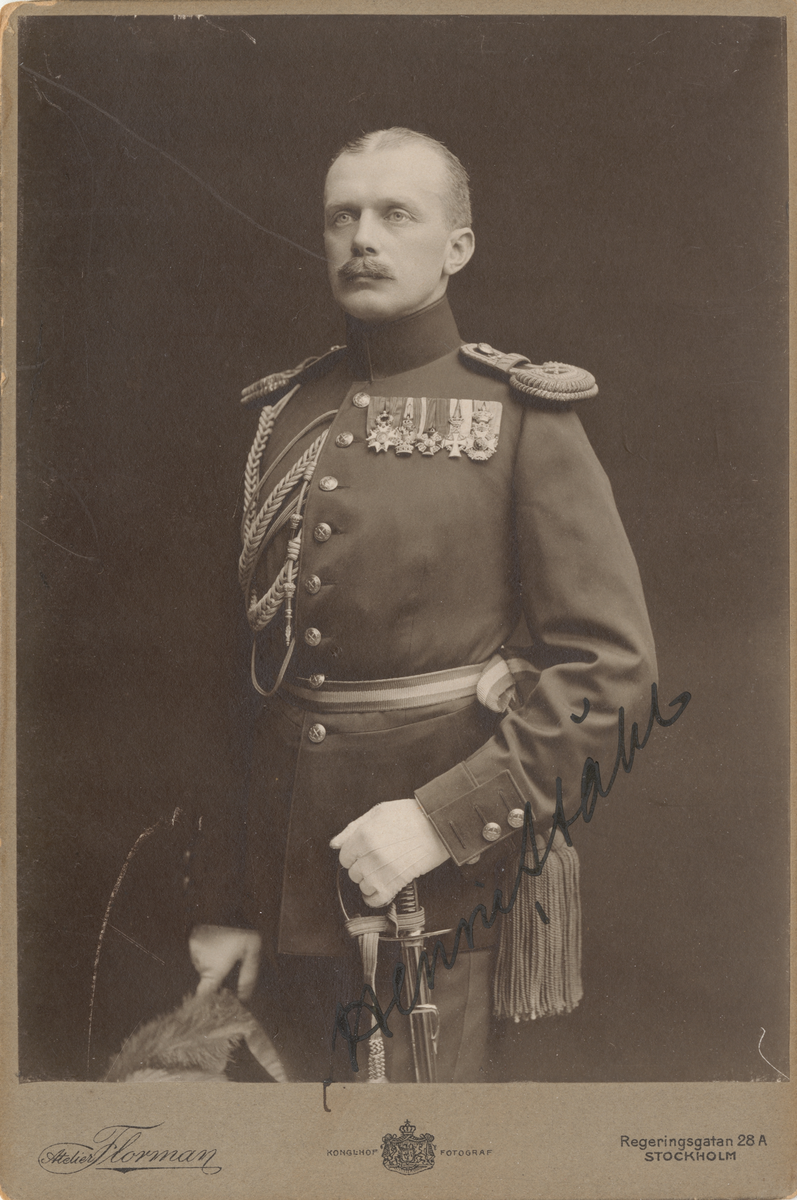 Porträtt av Henric Ståhl, kapten vid Generalstaben.