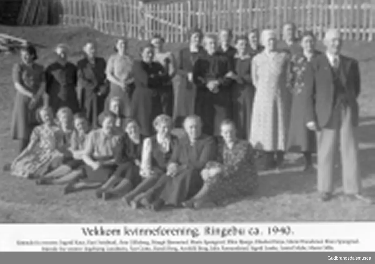 Vekkom kvinneforening. Ringebu ca. 1940.