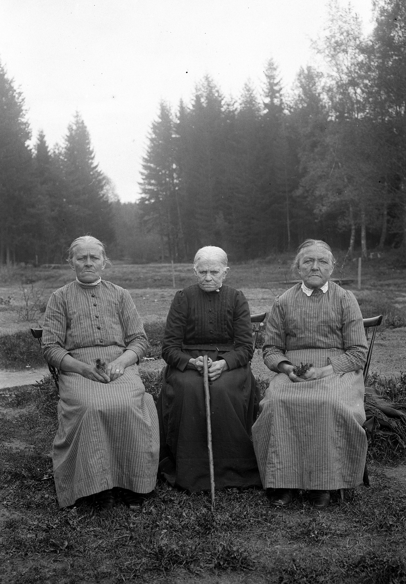 Tre systrar Tobro