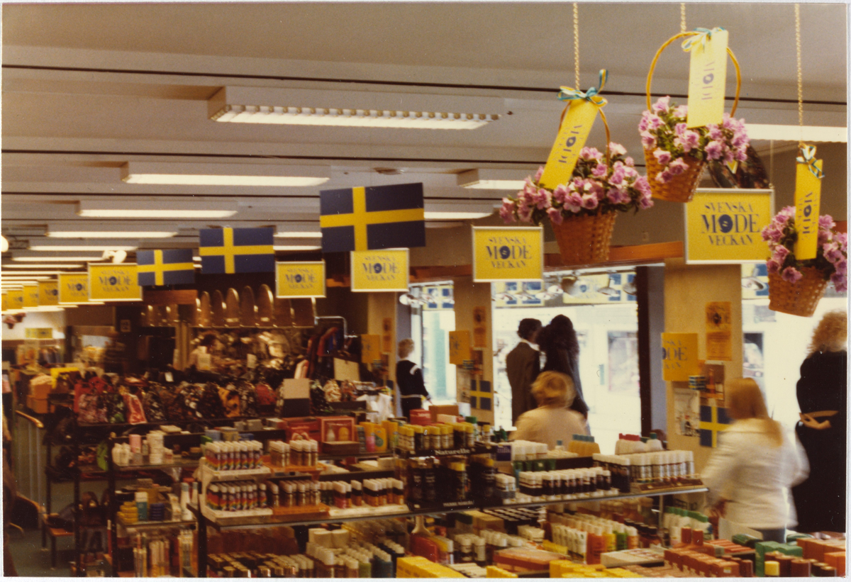Svensk moteveke i butikken i Krossen.