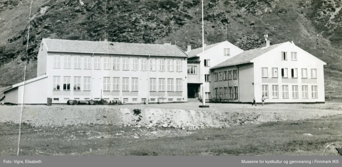 Solvang internatet på Sarnes. 1960/61.