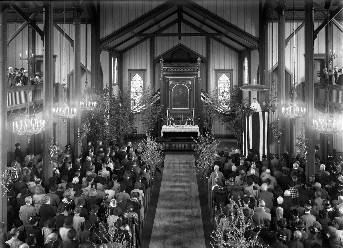 Grimstad kirke
17. mai 1945