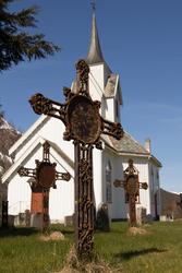 Eresfjord kirke er en åttekantet kirke fra 1869 i Eresfjord.