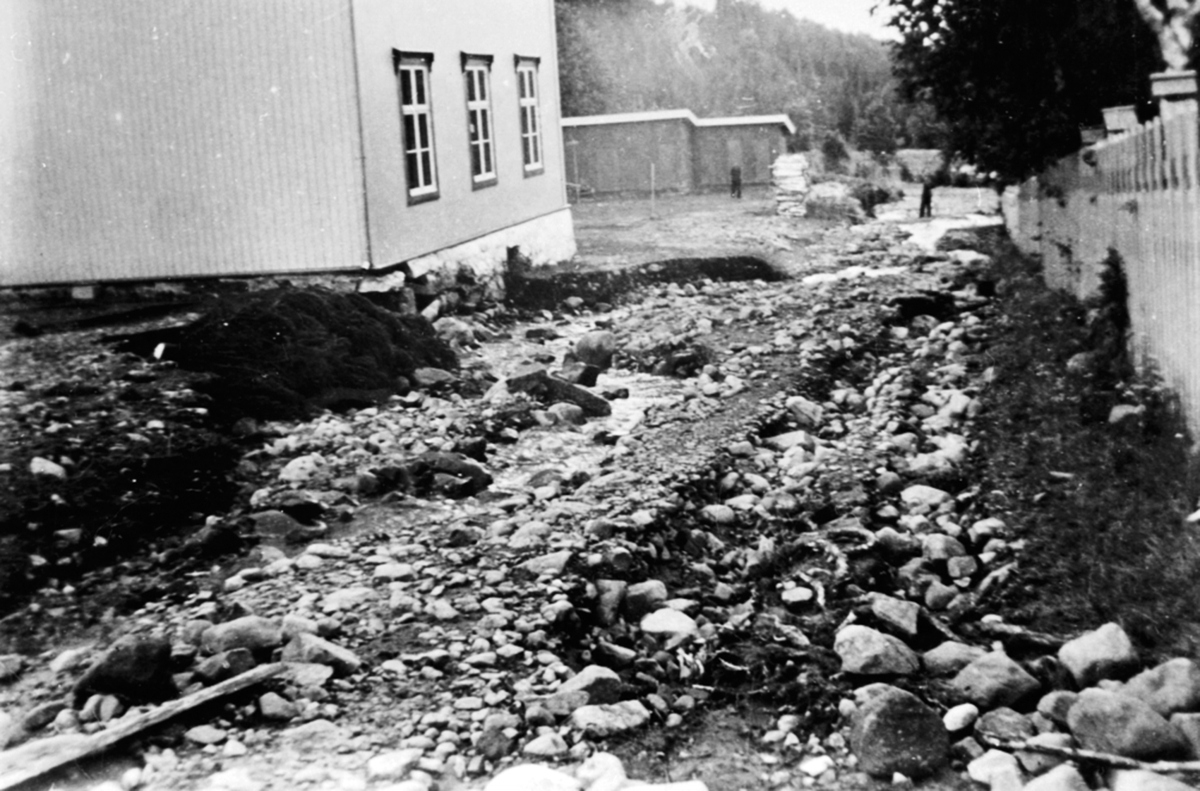 Flom i Brumunda, 1939, store skader langs elva.