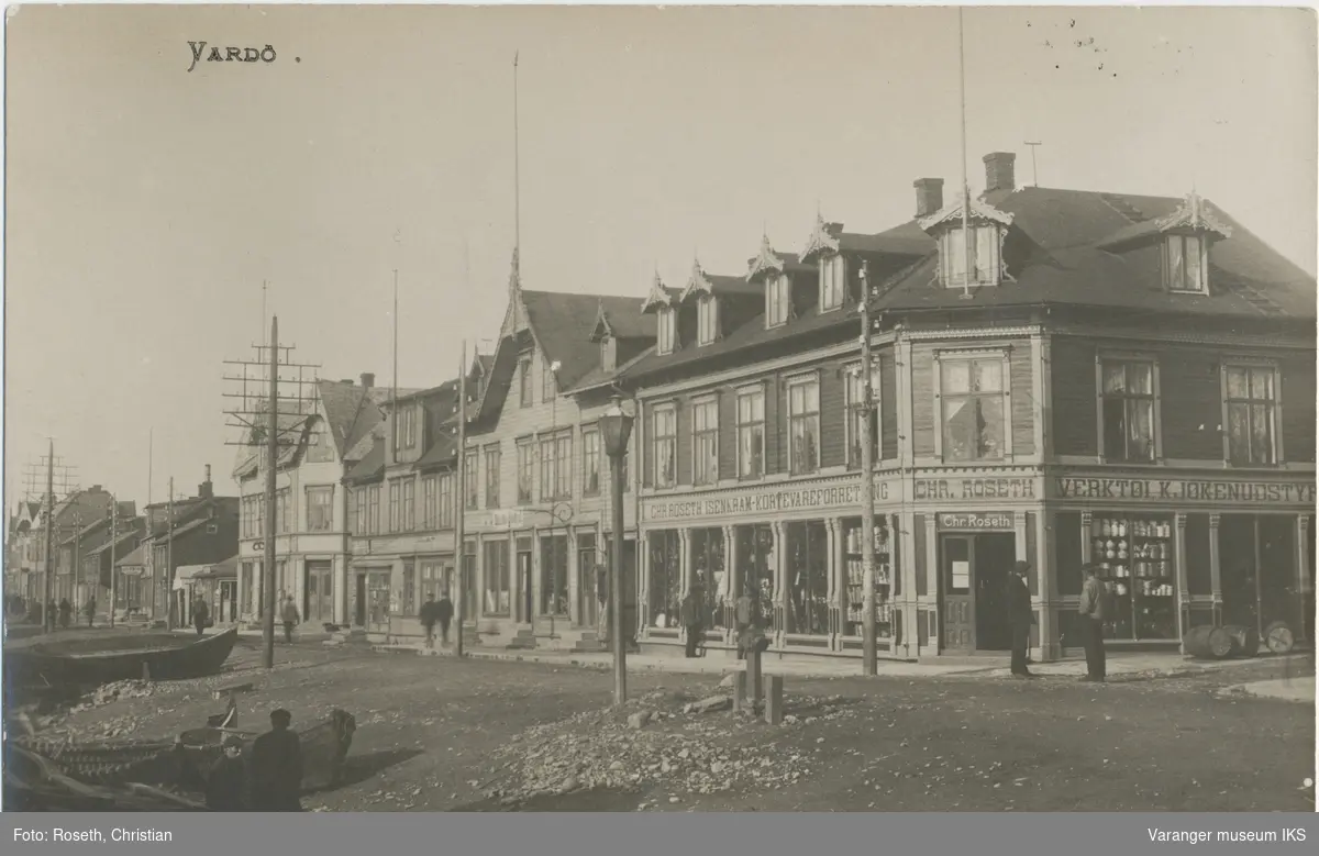 Postkort, Strandgata sett mot nord, ca. 1910
