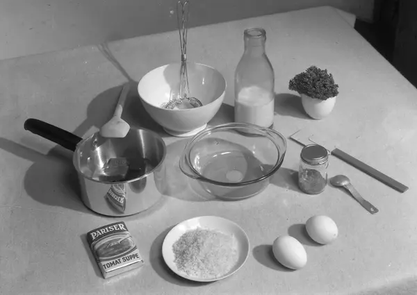 Reklamebilder for tomatsuppe fra Nidar.