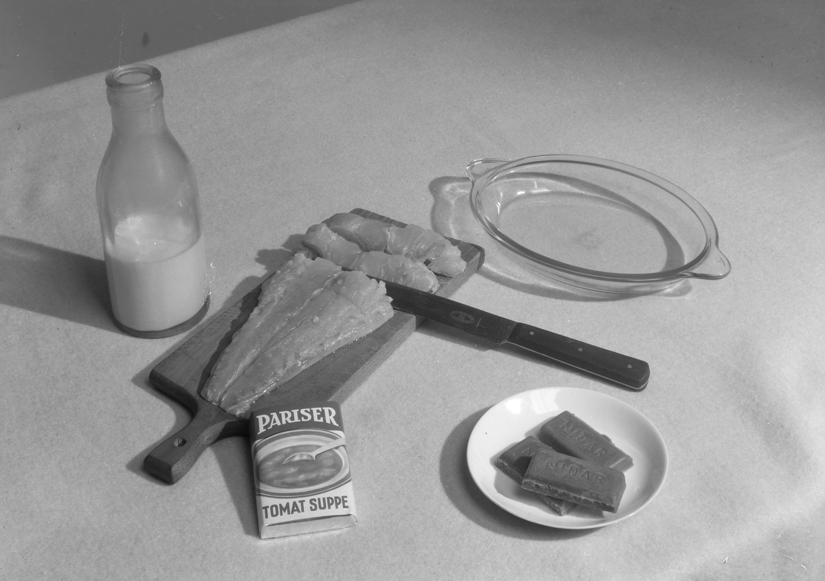 Reklamebilder for tomatsuppe fra Nidar.