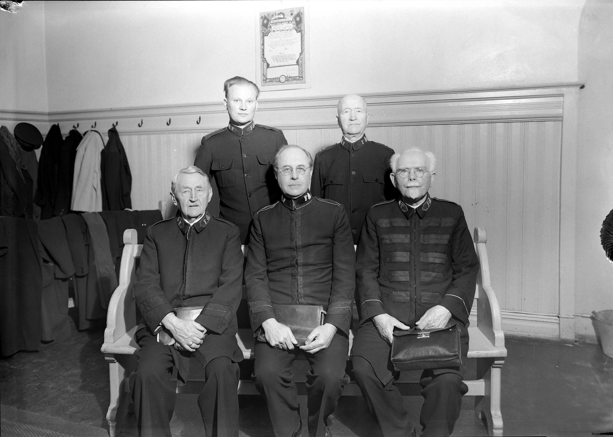Frelsesarmeens 60-årsjubileum med blant andre Kommandør Gordon Simpson, oberst H.A. Tandberg og oberst Carl Breien.