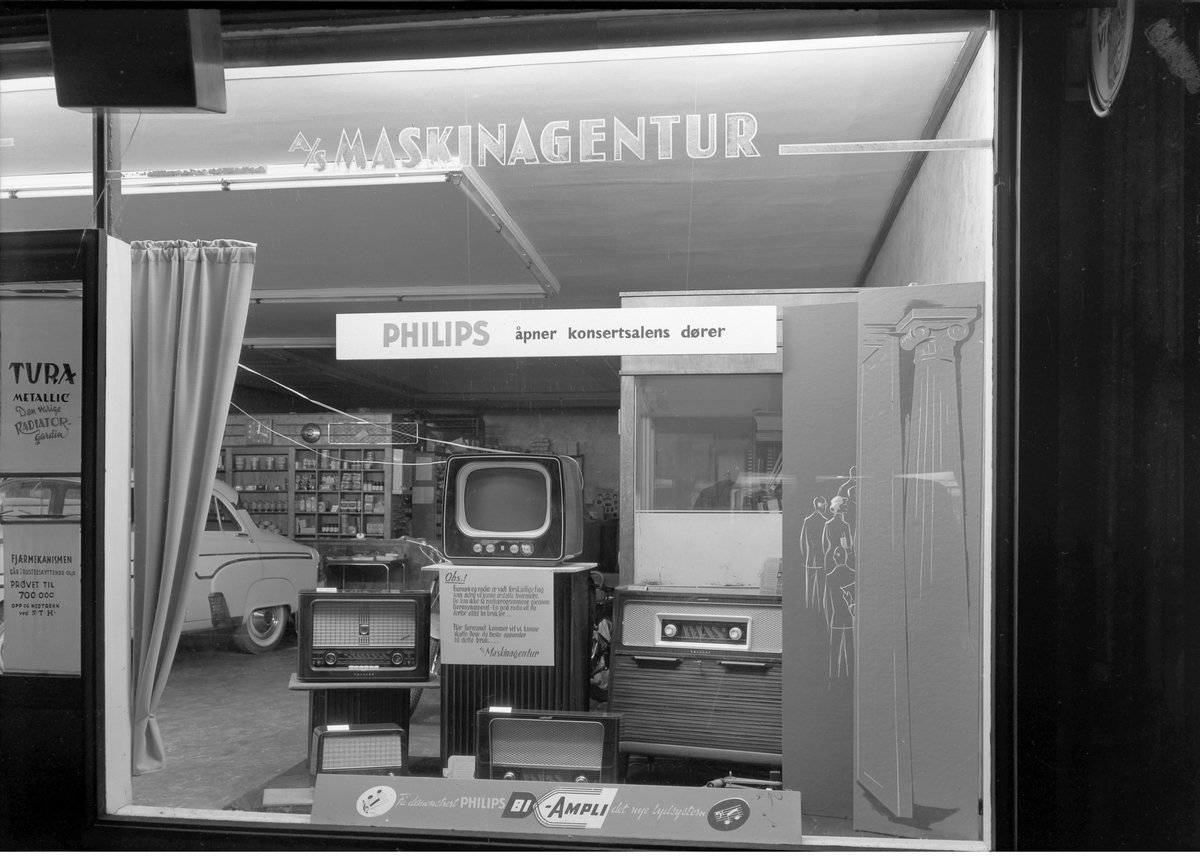 Radiomessen 1956 - vindusutstilling hos Maskinagentur