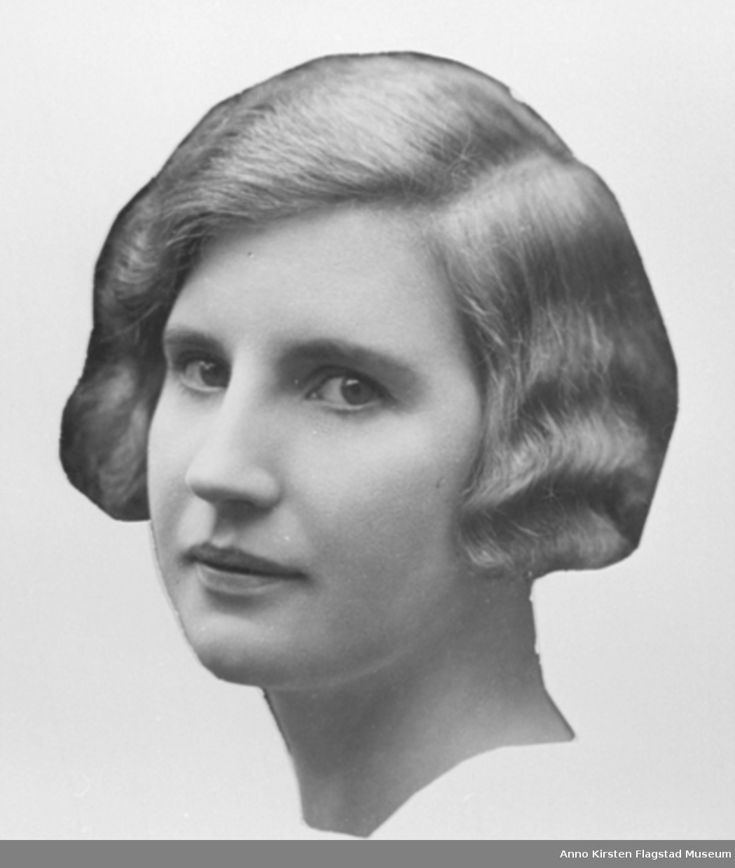 Kirsten Flagstad. Portrett 1915. Kirsten Flagstad. Portrait 1915. 