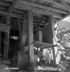 Maskineriet som drev rammesaga på eiendommen Mek eller Kvam 