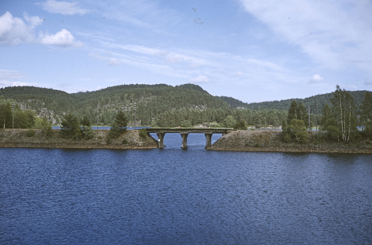 Errekilen bru på mellom Hægeland og Moisund på nedlagte Setesdalsbanen