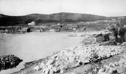 Gamle Narvik med Framnesåsen