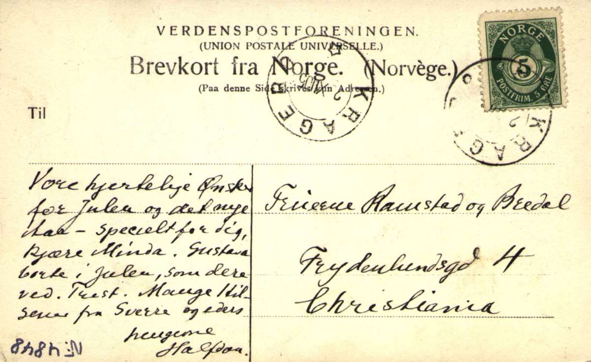 Postkort. Jule- og nyttårshilsen. Fotografisk motiv. Svart/hvitt. Jomfruland fyr, Skog. Kragerø. Stemplet 1905.