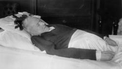 Den døde Henrik Ibsen.