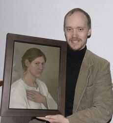 Marius Moe, som vant utstillingens publikumspris med portret
