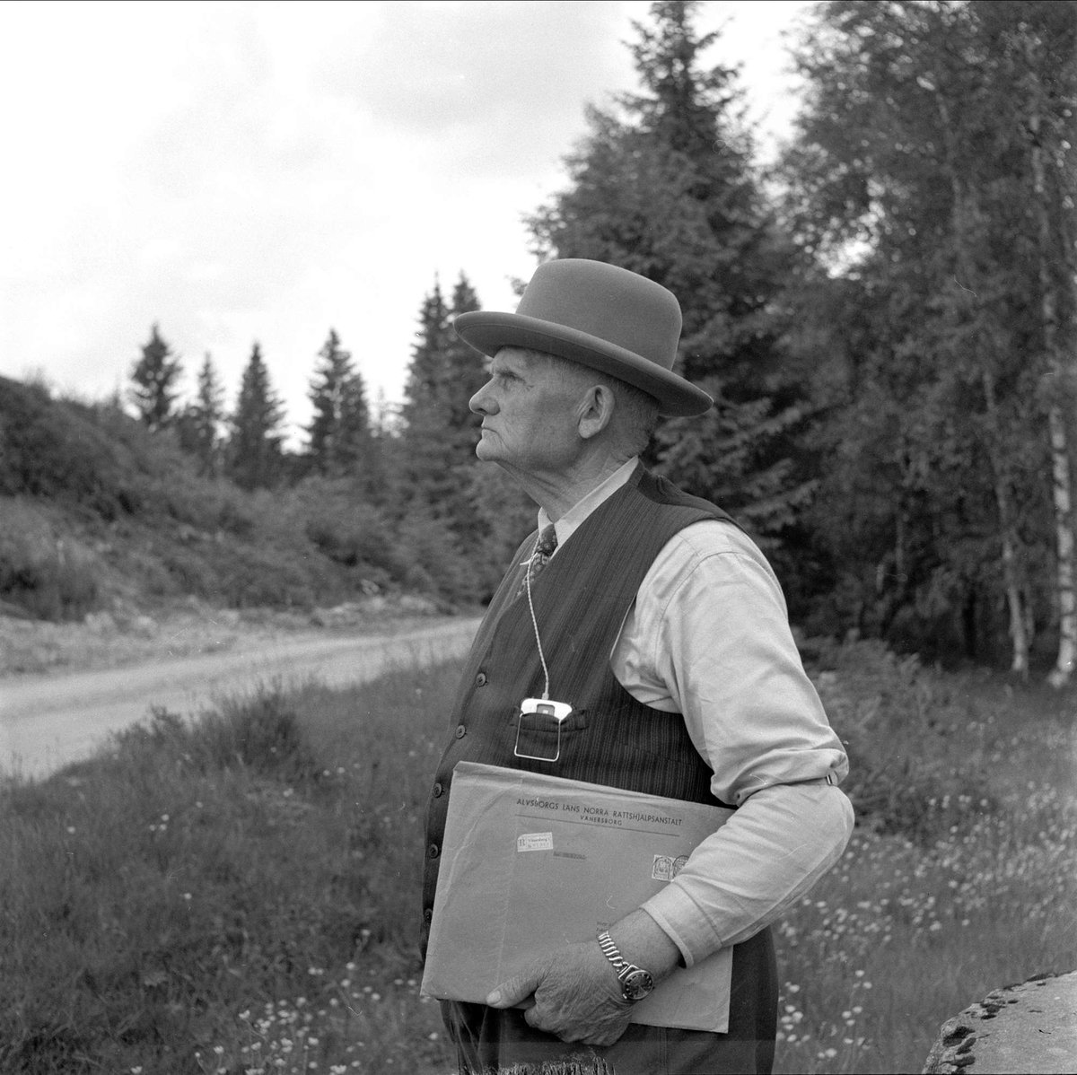 Norsk landmåling i Sverige, spesialister i arbeid, Sverige, juni 1958.