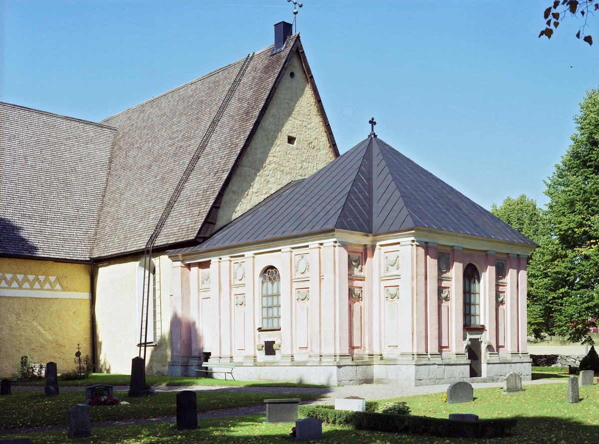 de la Gardieska gravkoret, Veckholms kyrka, Uppland 1990-tal