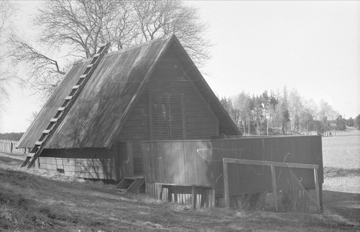 Stuga, Gränby 1:4 - 2:4, Ärentuna socken, Uppland 1977