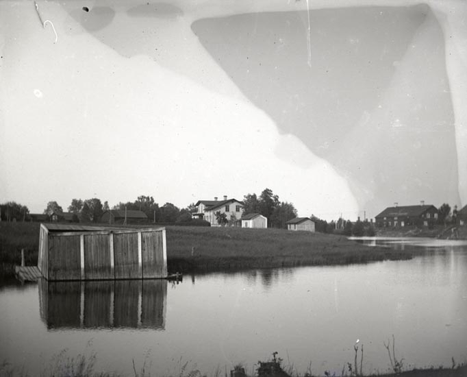 3 vyer från Kilafors. Kilafors utmärkta bassäng, Juli 1894. 
