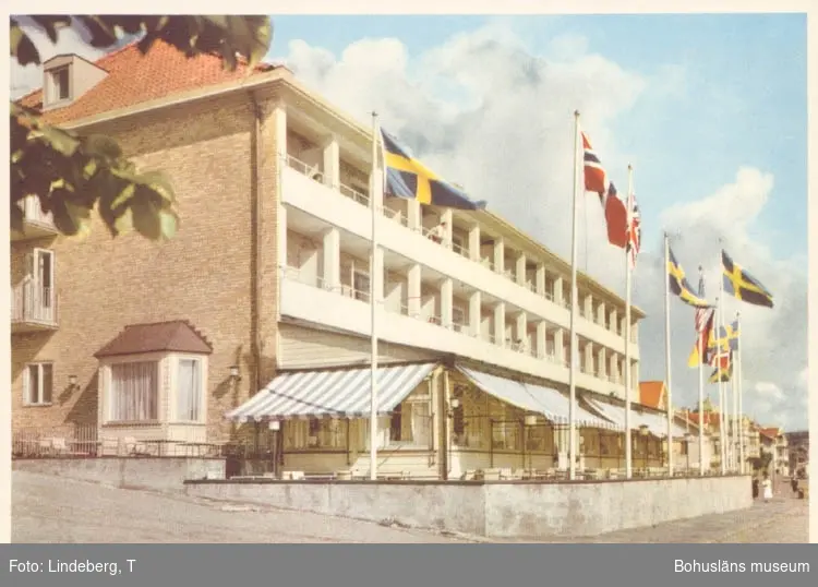 Noterat på kortet: "Hotell Marstrand Västkustens Pärla. Lämpligaste platsen för rekreation, kongresser o dyl."